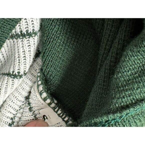 NWT Scooby Doo Mens Knitted Christmas Munchies Pullover Green Acrylic Sweater S - Picture 7 of 12